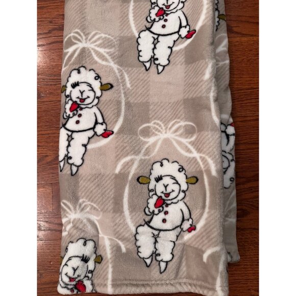 NWT Lamb Chop Throw Blanket Oversized 60x70 | Viral Tik Tok Cozy Valentine Gift - Picture 2 of 3